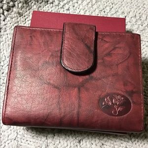 Button Ladies Wallet